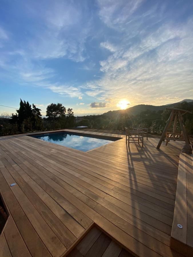 Villa de charme avec piscine à Ajaccio Alata Esterno foto
